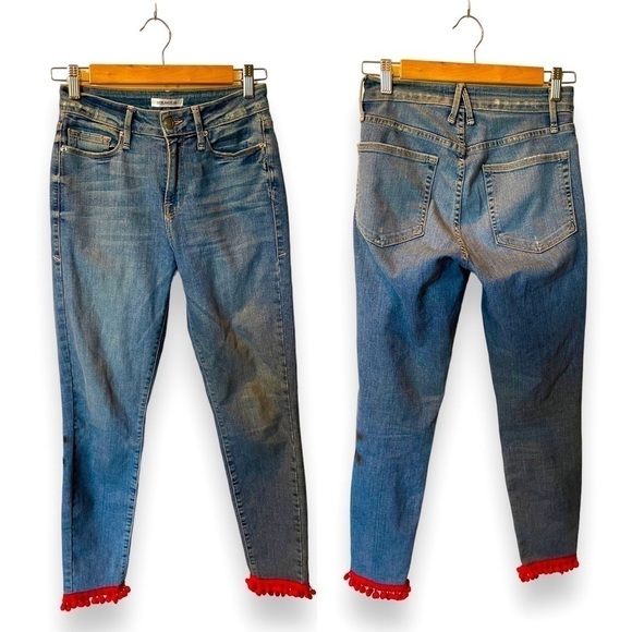 GOOD AMERICAN | GOOD LEGS | Red Pom Pom Hem Jeans | Size 2/26 - Picture 1 of 6